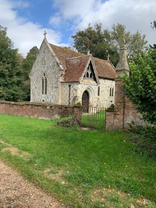 Villa The Old Stables à Salisbury Extérieur photo